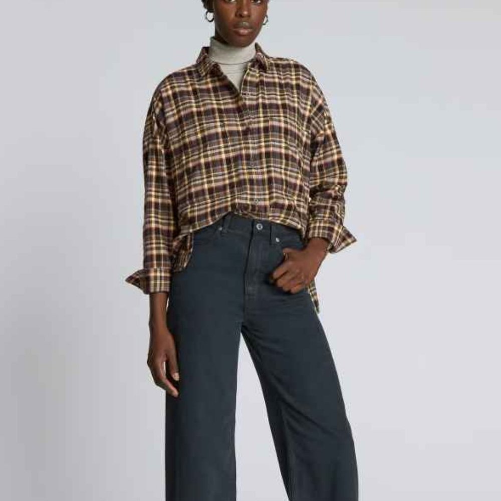 EVERLANE The Boxy Flannel